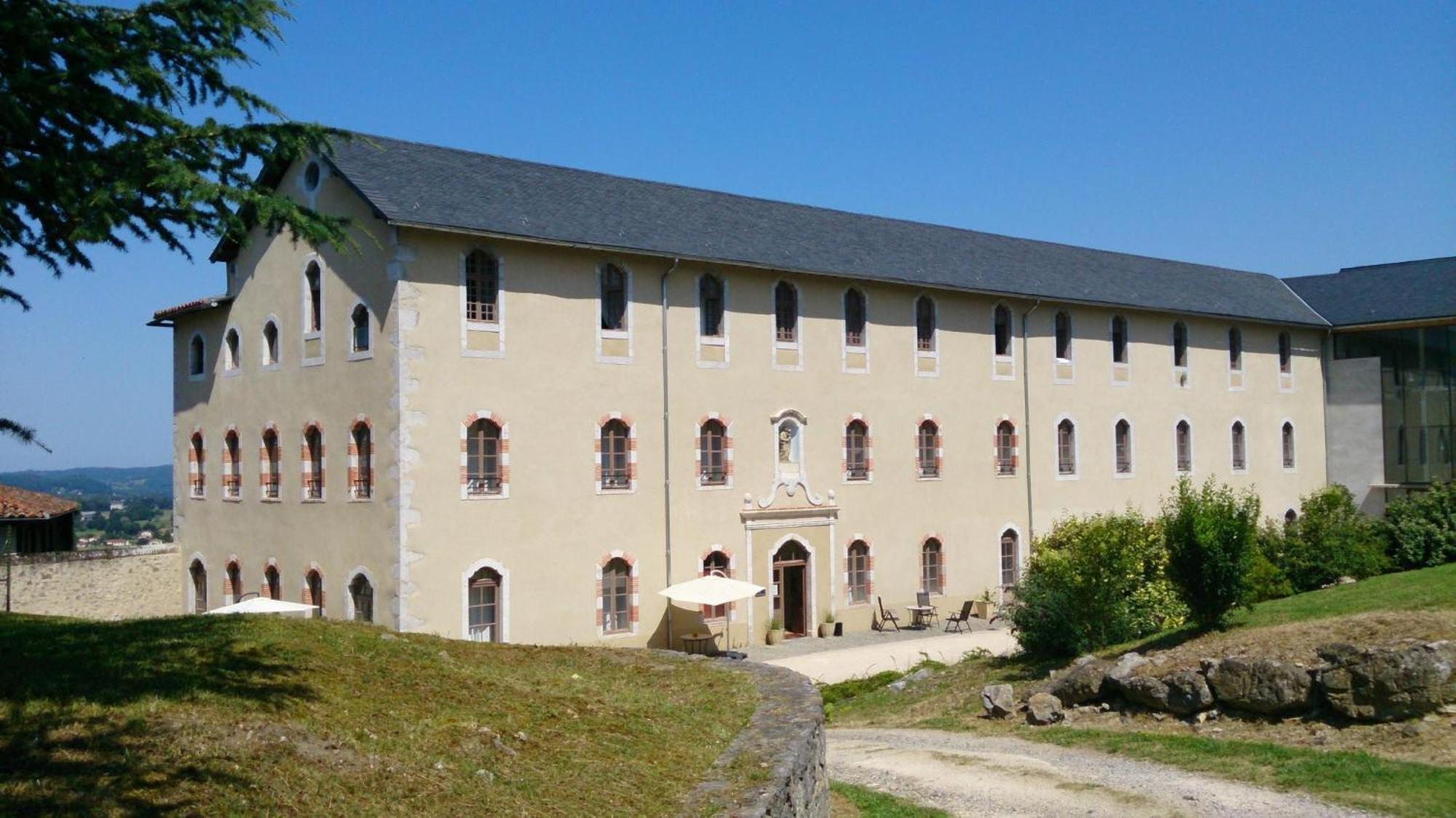 Terres De France - Domaine Du Palais Aparthotel Saint-Lizier Kültér fotó